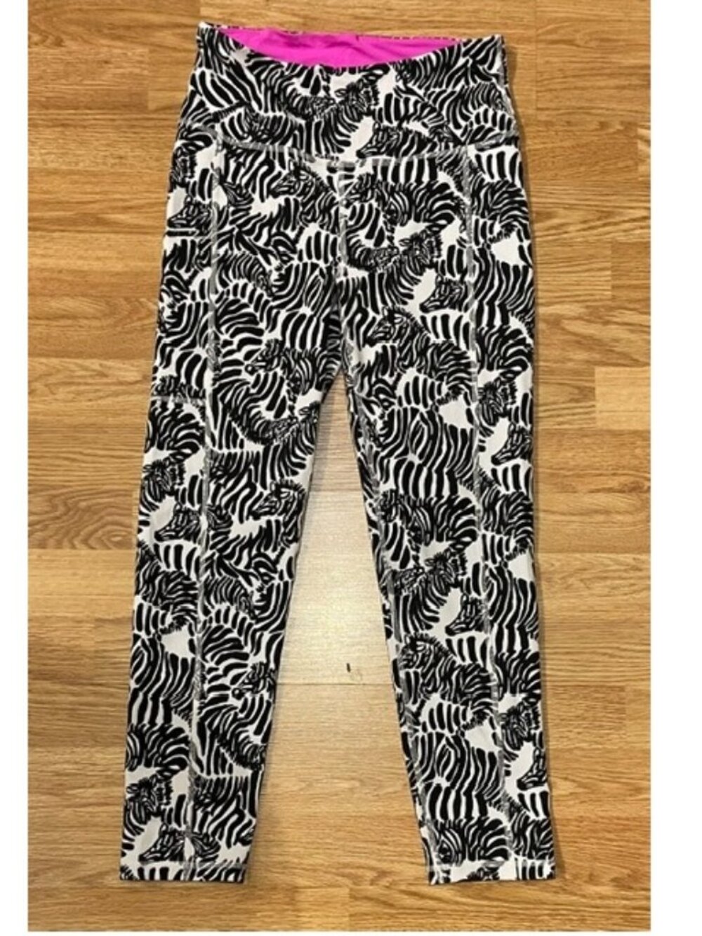 LILLY PULITZER S Small Luxletic zebra leggings yoga pants